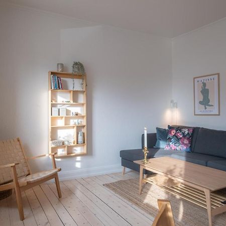 Newly Renovated 1-Bed Apartment In Aalborg Exterior foto
